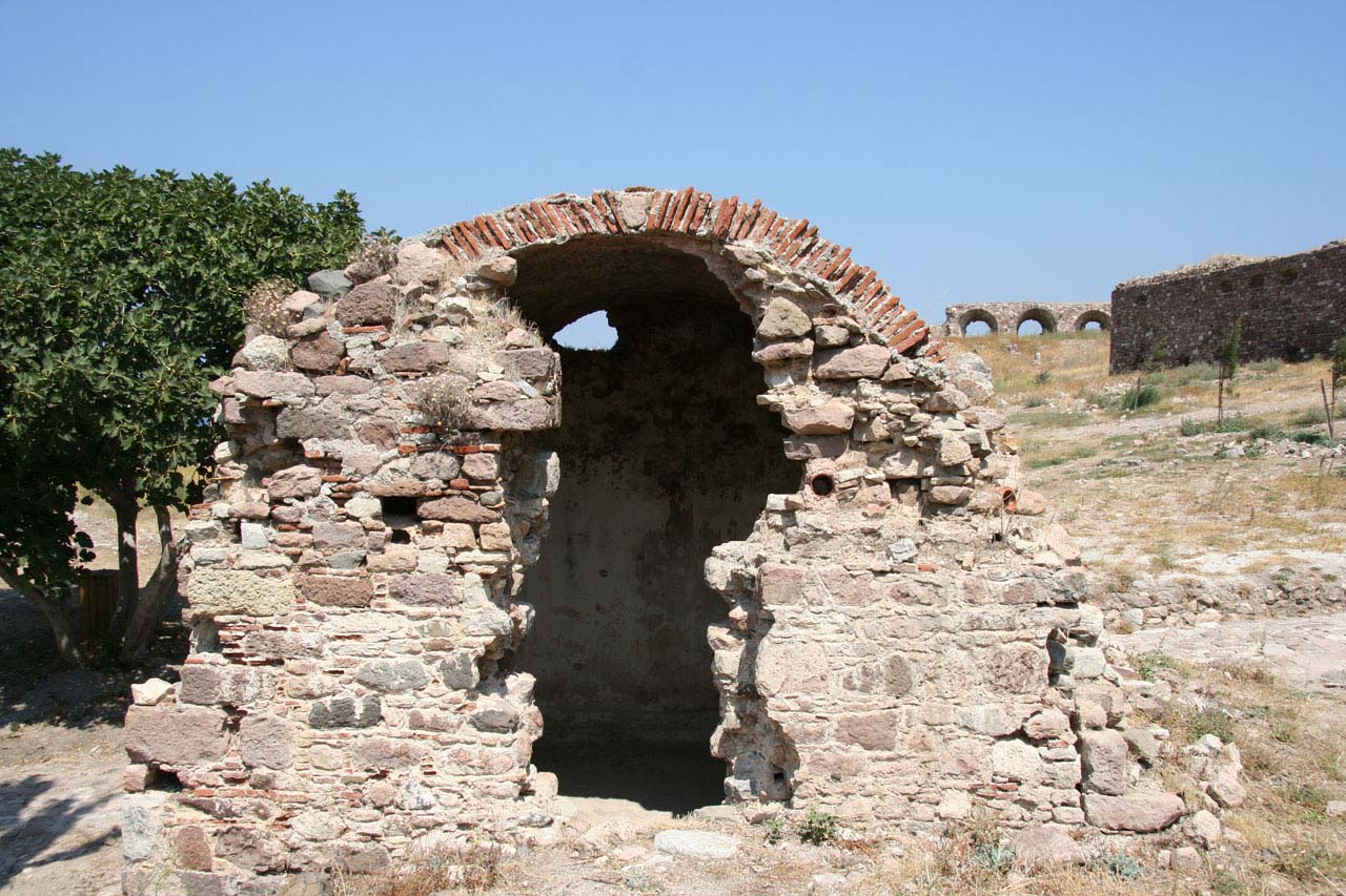 Ruine auf Lesbos