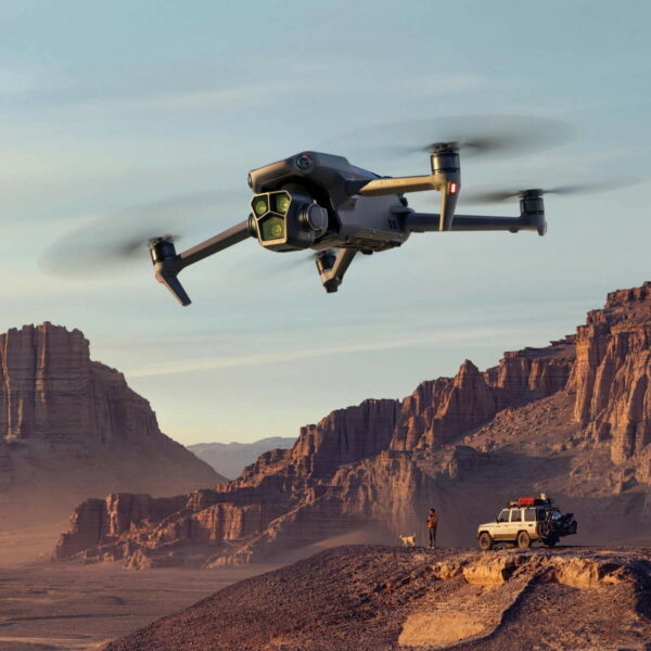 DJI Mavic 3 Pro - Professionelle Foto-/Video-Drohne – Bild 8
