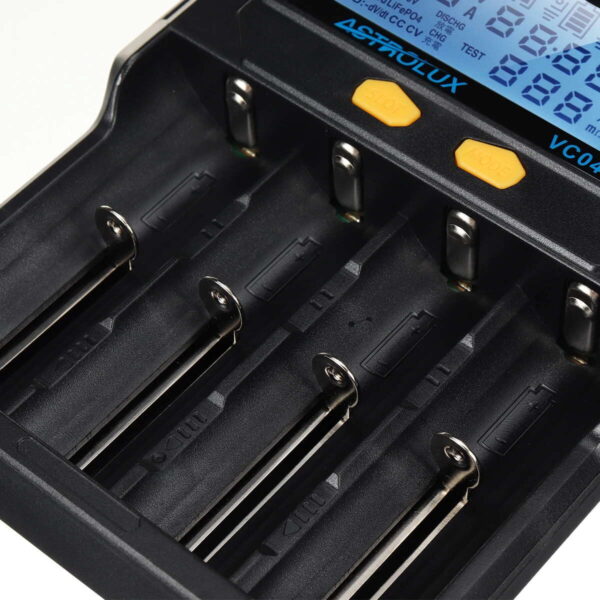 ASTROLUX VC04S - intelligentes USB Akku-Ladegerät – Bild 9