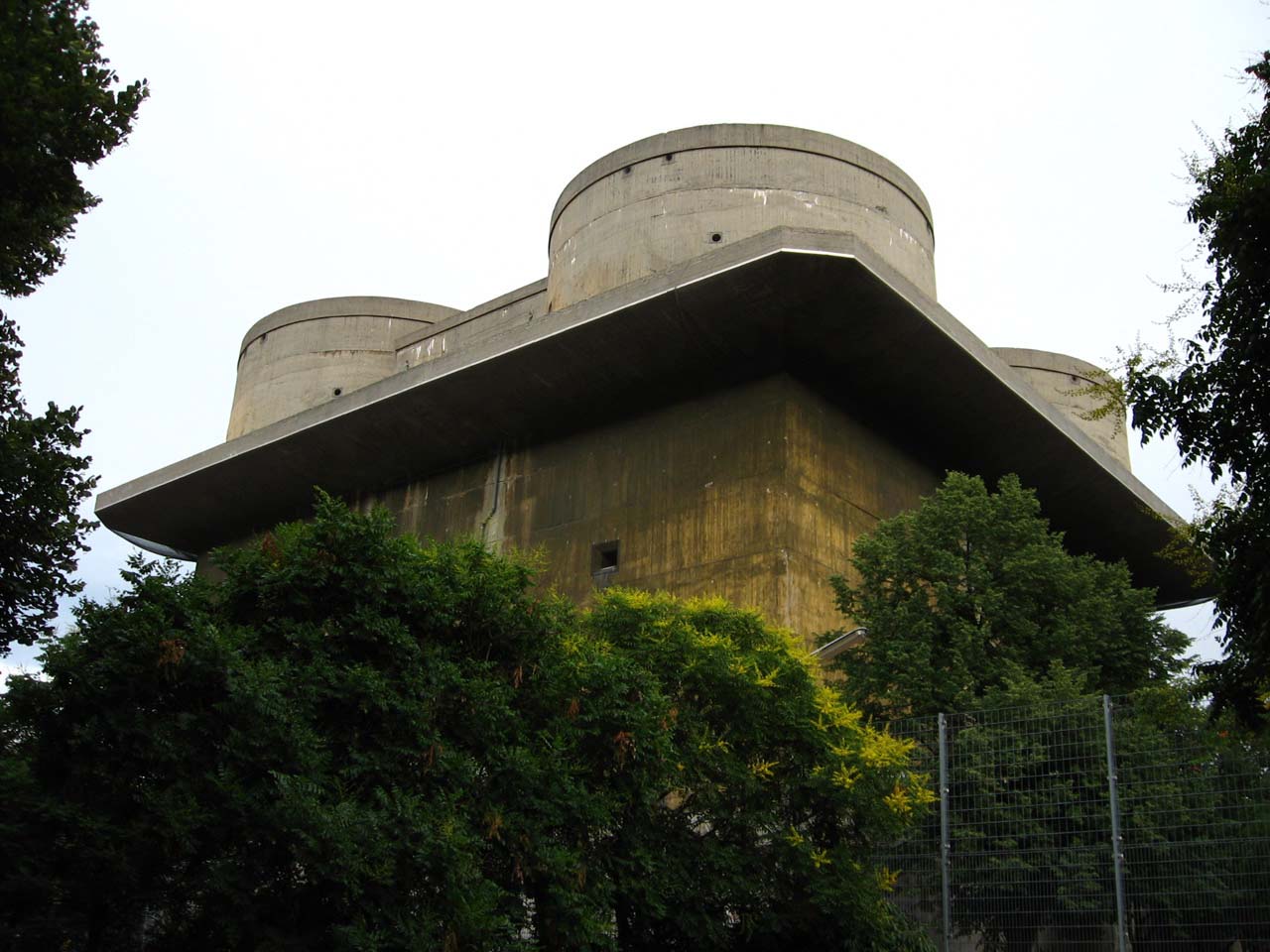 Flakturm Feuerleitturm Wien Arenbergpark