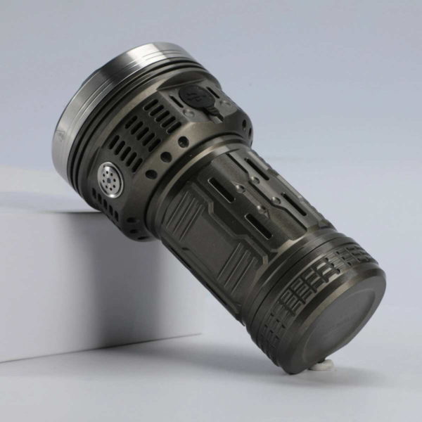 ASTROLUX MF01X 18x SFQ43 mit 21.000 Lumen – Bild 8