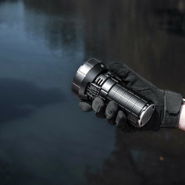IMALENT MS12 Mini - Taschenleuchte mit 12x XHP70.2 LEDs für bis zu 65.000 Lumen – Bild 9