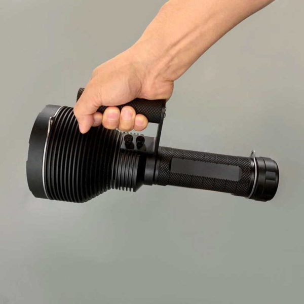 LUMINTOP GT4 - 4x XHP70.2 25.000 Lumen – Bild 4